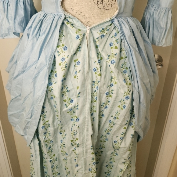 Antique Colonial Fronteer Floral Dress - Picture 11 of 15